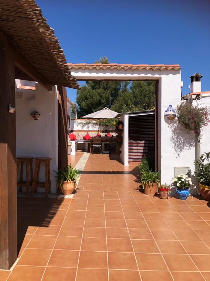Casa La Alegria 37 Bed & Breakfast Villanueva de Tapia ภายนอก รูปภาพ